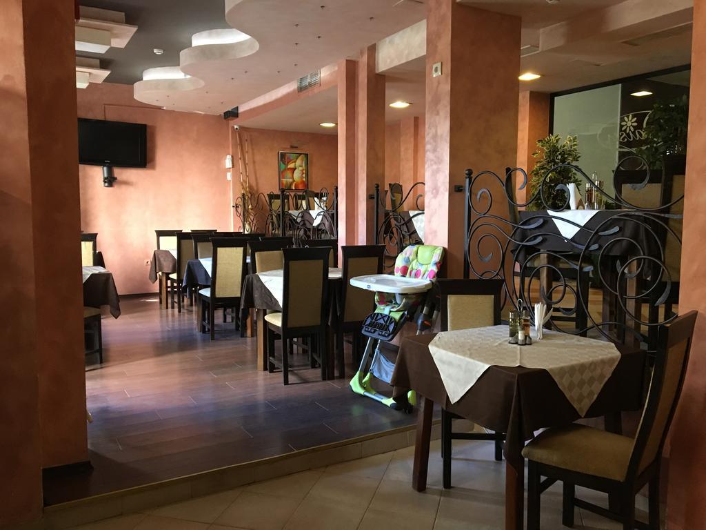 Flora Daisy Apartment Nr 28 보로베츠 외부 사진