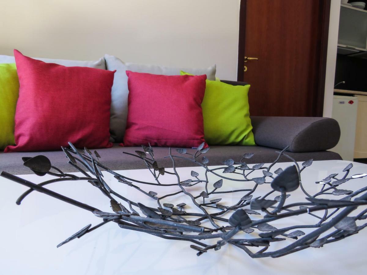 Flora Daisy Apartment Nr 28 보로베츠 외부 사진